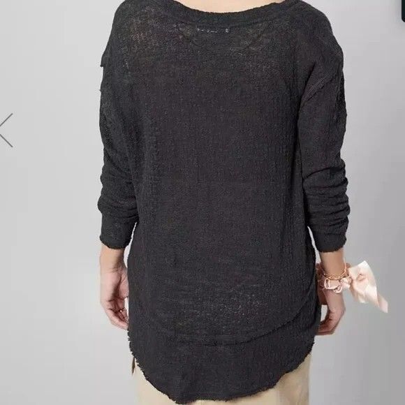 Free People Oversized Ocean Air Hacci Dark Grey Size Small Long Sleeve V Neck - Picture 2 of 9